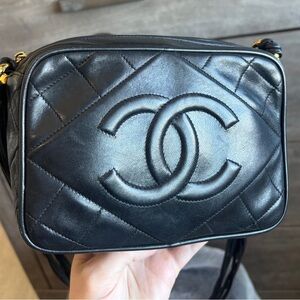 🌸Rare! Vintage Chanel Series 2 24kt Black Lambskin Tassel Crossbody Bag 🌸